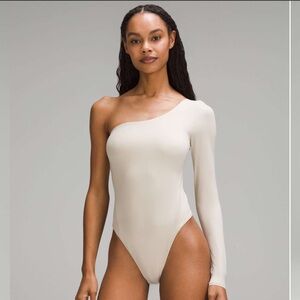 Lululemon ultra soft nulu long sleeve one shoulder body suit